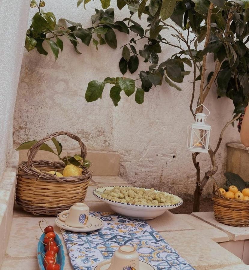 Villa La Dimora Della Dea Estia Oria  Exterior foto